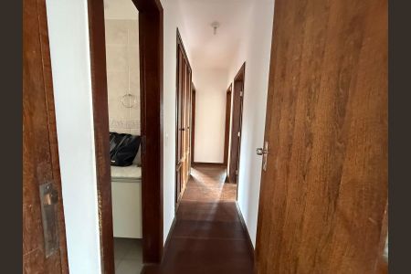 Apartamento à venda com 119m², 3 quartos e 2 vagas Apartamento à venda com 119m², 3 quartos e 2 vagasCorredor