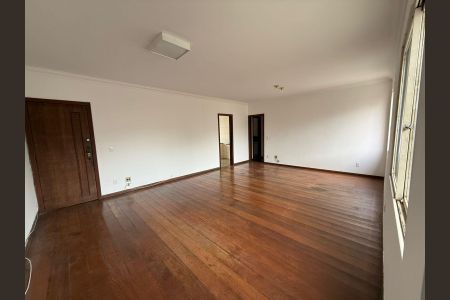 Apartamento à venda com 119m², 3 quartos e 2 vagas Apartamento à venda com 119m², 3 quartos e 2 vagasSala