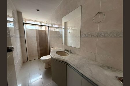 Apartamento à venda com 119m², 3 quartos e 2 vagas Apartamento à venda com 119m², 3 quartos e 2 vagasBanheiro Social