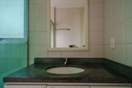 Casa de condomínio para alugar com 101m², 2 quartos e 2 vagas Casa de condomínio para alugar com 101m², 2 quartos e 2 vagasBanheiro
