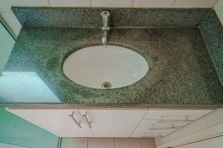 Casa de condomínio para alugar com 101m², 2 quartos e 2 vagas Casa de condomínio para alugar com 101m², 2 quartos e 2 vagasBanheiro