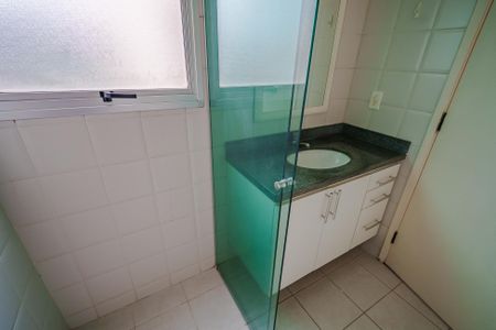 Casa de condomínio para alugar com 101m², 2 quartos e 2 vagas Casa de condomínio para alugar com 101m², 2 quartos e 2 vagasBanheiro