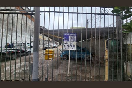 Casa à venda com 800m², 3 quartos e 41 vagas Casa à venda com 800m², 3 quartos e 41 vagasCJLE-44