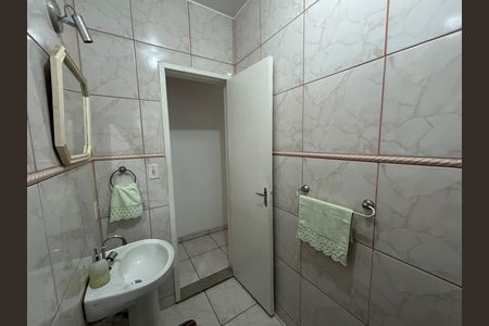Casa à venda com 800m², 3 quartos e 41 vagasBanheiro Social