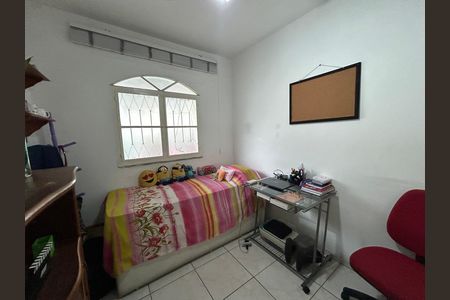 Quarto 2 de casa à venda com 3 quartos, 800m² em Engenho de Dentro, Rio de Janeiro