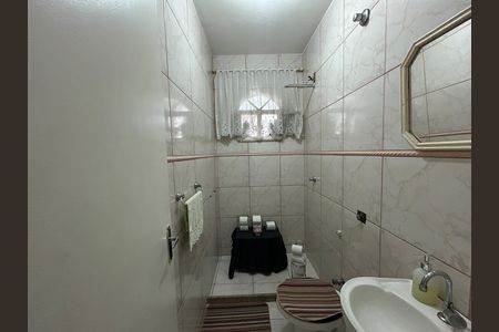 Casa à venda com 800m², 3 quartos e 41 vagasBanheiro Social