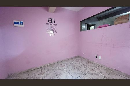 Sala de casa para alugar com 2 quartos, 200m² em Honório Gurgel, Rio de Janeiro