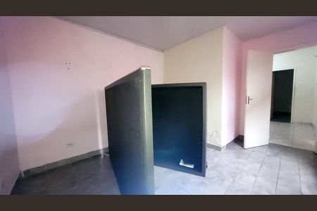 Quarto 2 de casa para alugar com 2 quartos, 200m² em Honório Gurgel, Rio de Janeiro