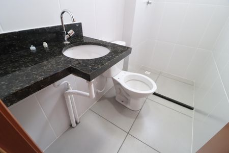 Apartamento para alugar com 58m², 2 quartos e 1 vagaBanheiro Social
