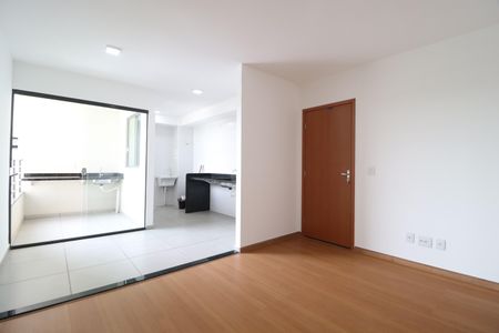 Sala de apartamento para alugar com 2 quartos, 58m² em Shopping Park, Uberlândia