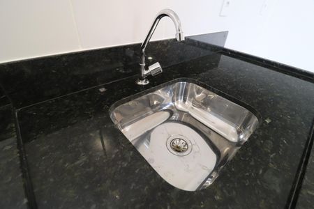 Cozinha de apartamento para alugar com 2 quartos, 58m² em Shopping Park, Uberlândia