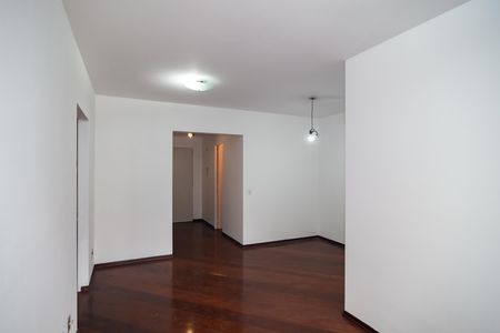 Apartamento à venda com 76m², 2 quartos e 1 vagaSala