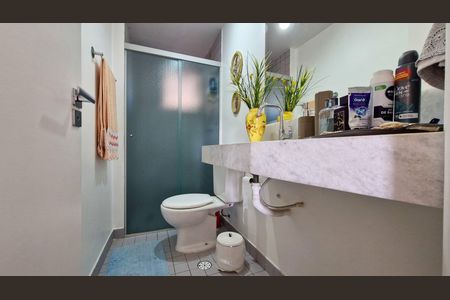 Apartamento à venda com 74m², 3 quartos e 1 vaga Apartamento à venda com 74m², 3 quartos e 1 vagaBanheiro
