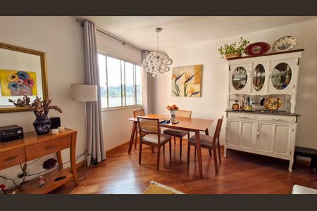 Apartamento à venda com 74m², 3 quartos e 1 vaga Apartamento à venda com 74m², 3 quartos e 1 vagaSala