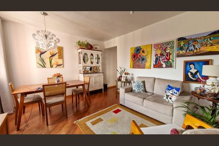 Apartamento à venda com 74m², 3 quartos e 1 vaga Apartamento à venda com 74m², 3 quartos e 1 vagaSala