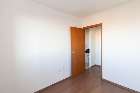 Quarto 1 de apartamento à venda com 2 quartos, 56m² em Fátima, Canoas