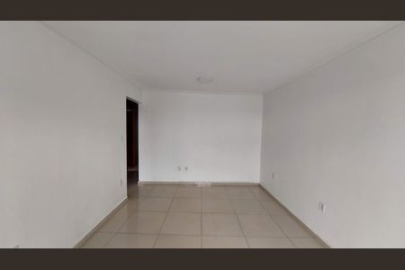 Sala de apartamento para alugar com 3 quartos, 113m² em Cabuís, Nilópolis