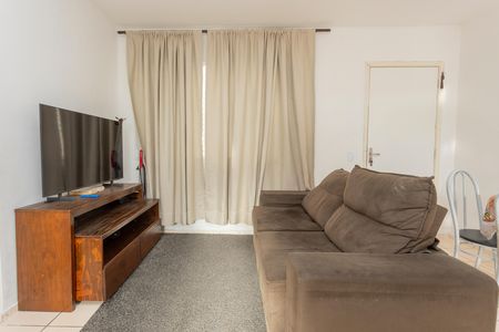 Sala de apartamento à venda com 2 quartos, 46m² em Parque Guarapiranga, São Paulo