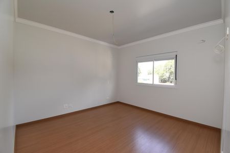 Casa de condomínio à venda com 354m², 4 quartos e 2 vagasSuíte 2