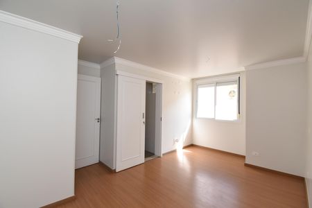 Casa de condomínio à venda com 354m², 4 quartos e 2 vagasDemi-Suíte 4