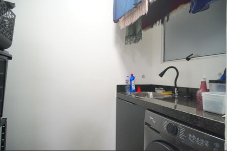 Apartamento à venda com 56m², 3 quartos e 1 vagaÁrea de Serviço