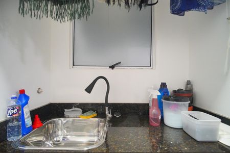 Apartamento à venda com 56m², 3 quartos e 1 vagaÁrea de Serviço