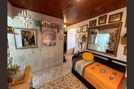 Casa à venda com 150m², 2 quartos e 5 vagas