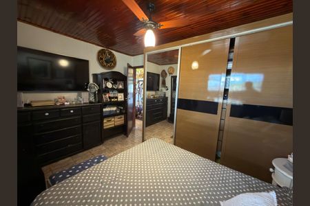 Casa à venda com 150m², 2 quartos e 5 vagas