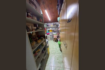 Casa à venda com 150m², 2 quartos e 5 vagas