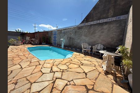 Casa à venda com 150m², 2 quartos e 5 vagas