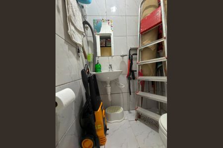 Casa à venda com 150m², 2 quartos e 5 vagas