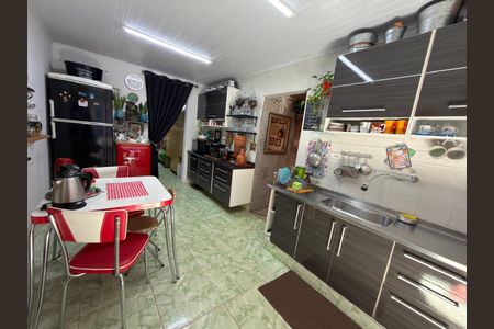 Casa à venda com 150m², 2 quartos e 5 vagas