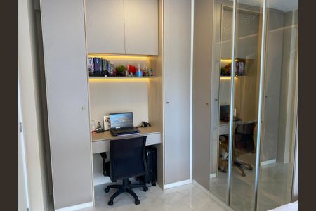 Quarto 2 de apartamento para alugar com 2 quartos, 62m² em Jardim do Salso, Porto Alegre