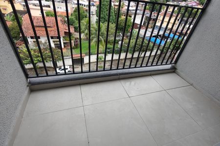 Apartamento para alugar com 51m², 2 quartos e sem vaga Apartamento para alugar com 51m², 2 quartos e sem vagaVaranda