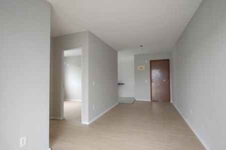 Sala de apartamento para alugar com 2 quartos, 51m² em Taquara, Rio de Janeiro