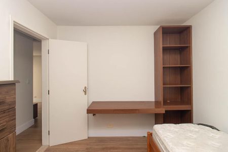 Quarto 1 de apartamento para alugar com 2 quartos, 59m² em Vila Mazzei, São Paulo