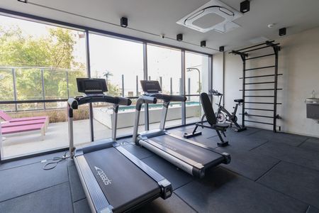 Apartamento para alugar com 28m², 1 quarto e sem vaga Apartamento para alugar com 28m², 1 quarto e sem vagaÁrea Comum - Academia