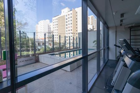 Apartamento para alugar com 28m², 1 quarto e sem vaga Apartamento para alugar com 28m², 1 quarto e sem vagaÁrea Comum - Piscina