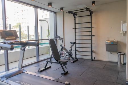 Apartamento para alugar com 28m², 1 quarto e sem vaga Apartamento para alugar com 28m², 1 quarto e sem vagaÁrea Comum - Academia