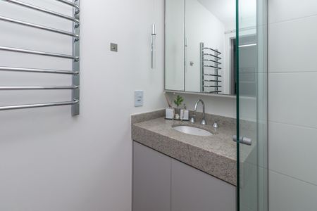 Apartamento para alugar com 28m², 1 quarto e sem vaga Apartamento para alugar com 28m², 1 quarto e sem vagaBanheiro