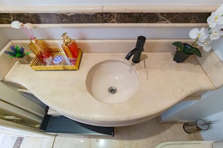 Apartamento à venda com 106m², 3 quartos e 3 vagasDetalhe - Lavabo