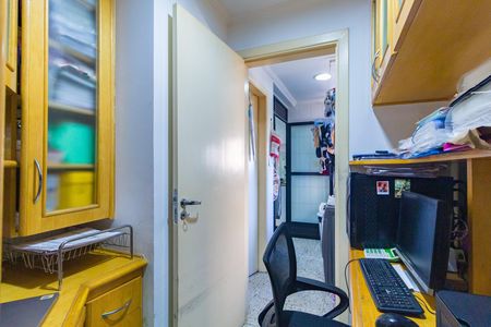 Apartamento à venda com 106m², 3 quartos e 3 vagasEscritório - Área de Serviço