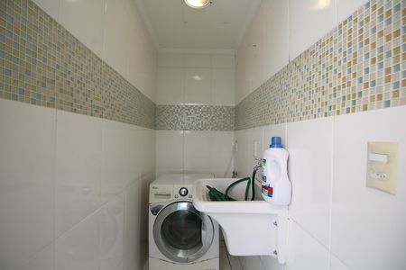 Apartamento à venda com 100m², 2 quartos e 1 vagaÁrea de Serviço