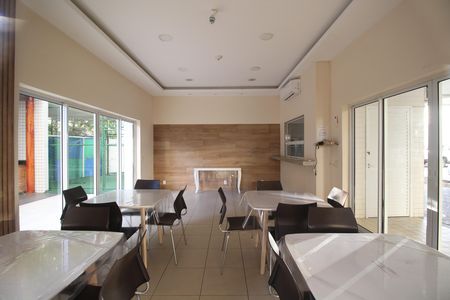 Apartamento à venda com 100m², 2 quartos e 1 vagaÁrea Comum