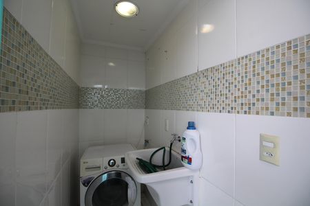 Apartamento à venda com 100m², 2 quartos e 1 vagaÁrea de Serviço