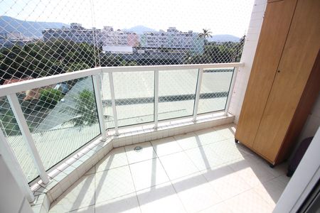 Apartamento à venda com 100m², 2 quartos e 1 vagaSala 1 - Varanda