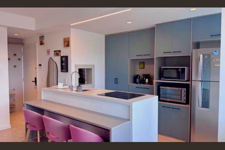 Apartamento à venda com 65m², 2 quartos e 1 vaga Apartamento à venda com 65m², 2 quartos e 1 vagaCozinha