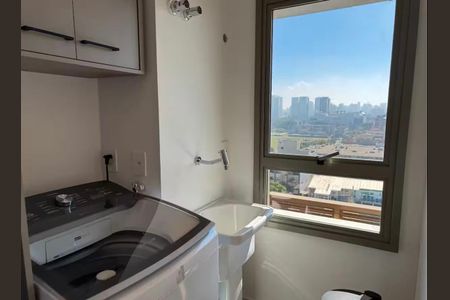 Apartamento à venda com 65m², 2 quartos e 1 vaga Apartamento à venda com 65m², 2 quartos e 1 vagaÁrea de serviço