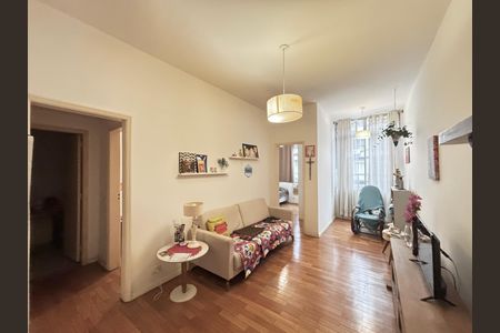 Sala de apartamento à venda com 2 quartos, 69m² em Copacabana, Rio de Janeiro