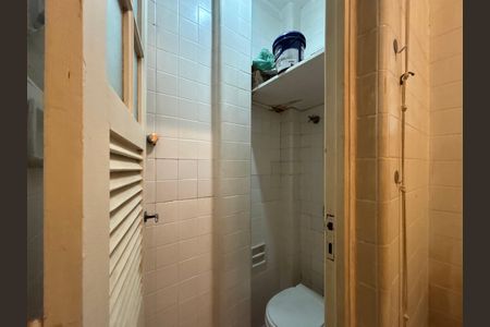 Apartamento à venda com 69m², 2 quartos e sem vaga Apartamento à venda com 69m², 2 quartos e sem vagaÁrea de serviço - banheiro